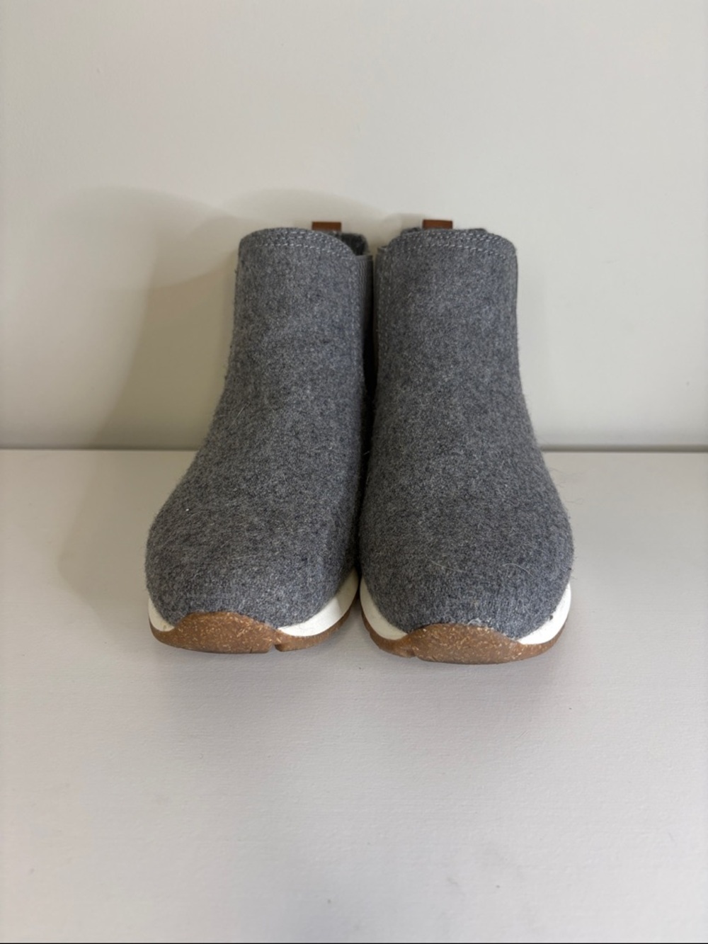 B.O.C. Womens Kara Wool Ankle Chelsea Boots 9